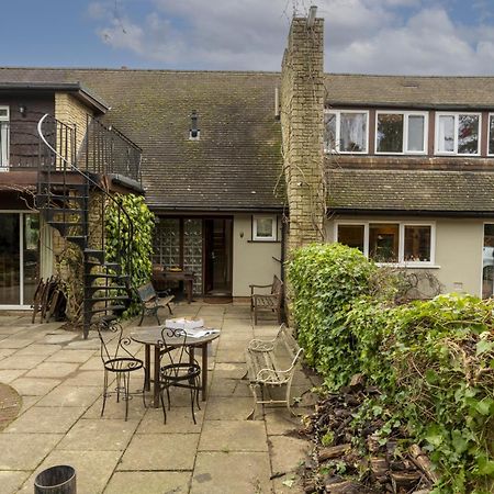 Sandford Meadow Guest House Kennington  Kültér fotó